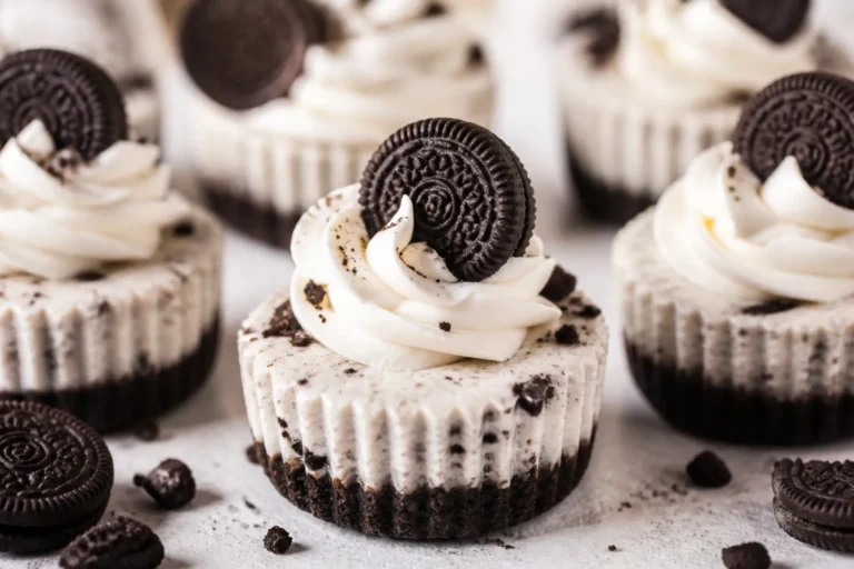No Bake Mini Oreo Cheesecakes &ndash; Creamy, Easy, and Crowd-Pleasing