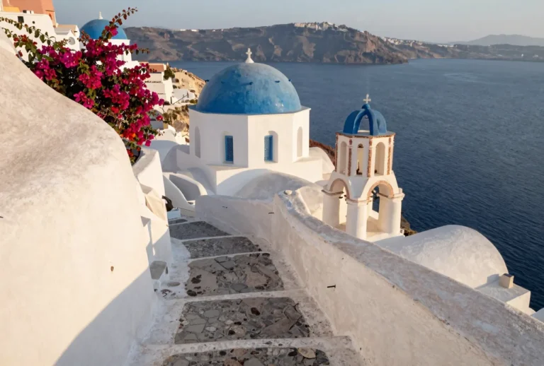 9 Amazing Hidden Gems In Santorini